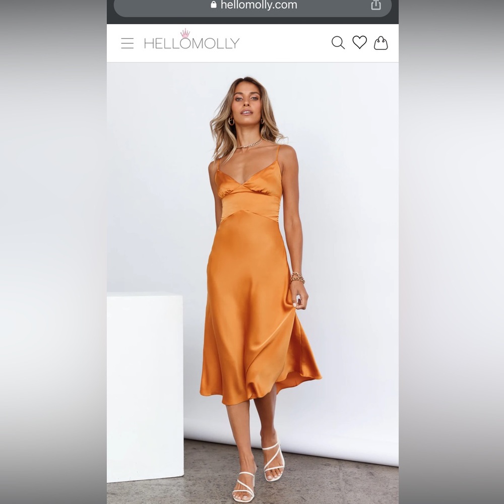 Never worn Hello Molly Scream Queen MIDI Dress in Orange Small